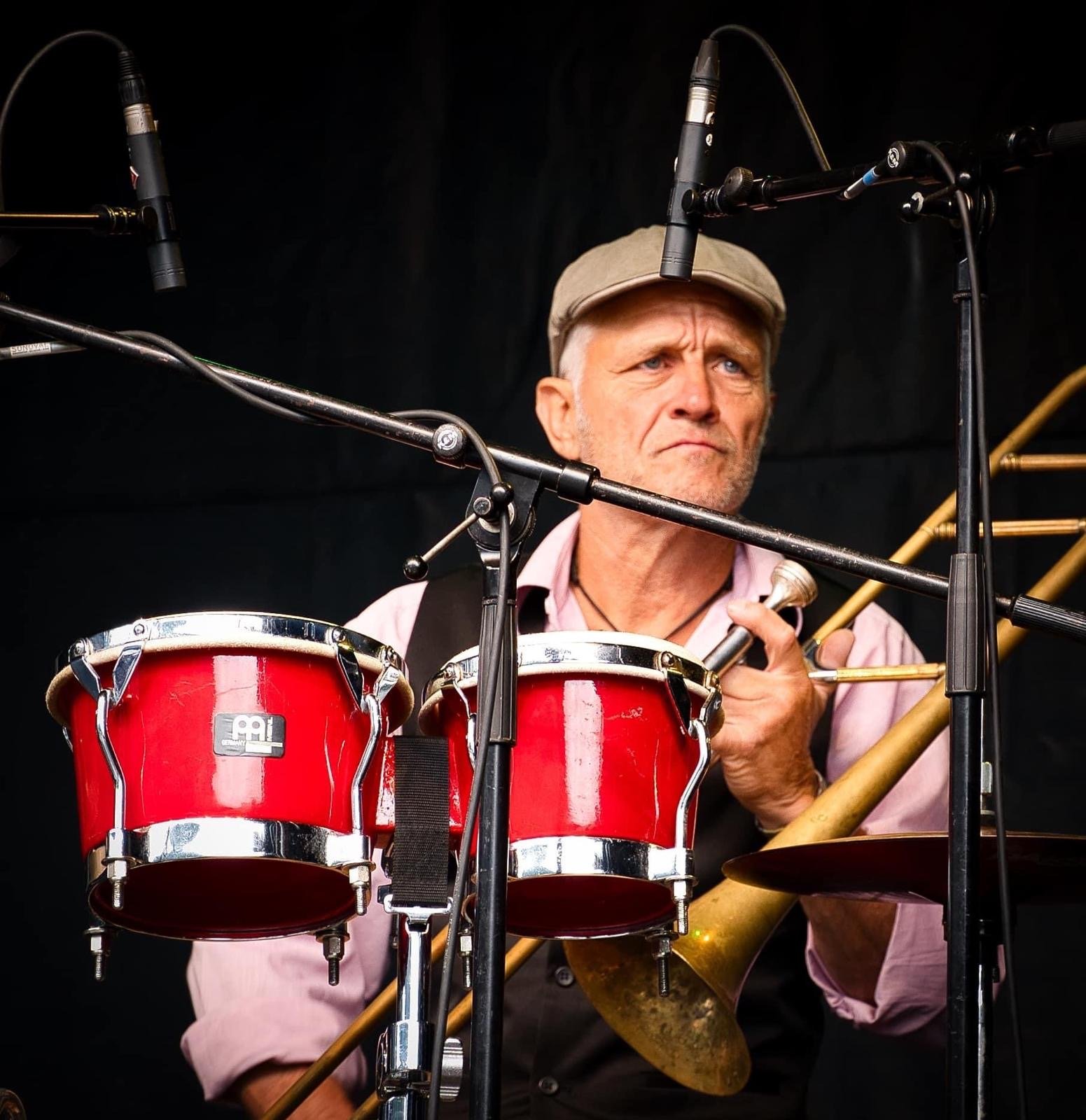 Tonny - percussions et trompette